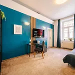 Smichov Mixhause By Wagnerstays Apart Otel
