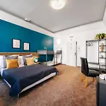 Apart Otel Smichov Mixhause By Wagnerstays 4*