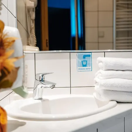 公寓式酒店 Smichov Mixhause By Wagnerstays 4*