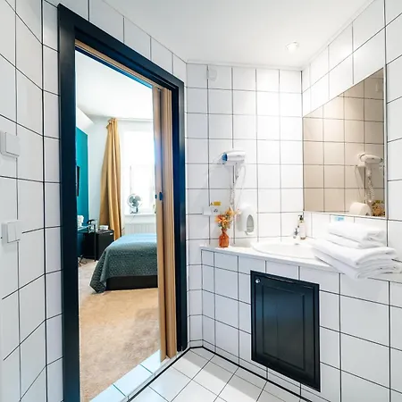 Smichov Mixhause By Wagnerstays 4*