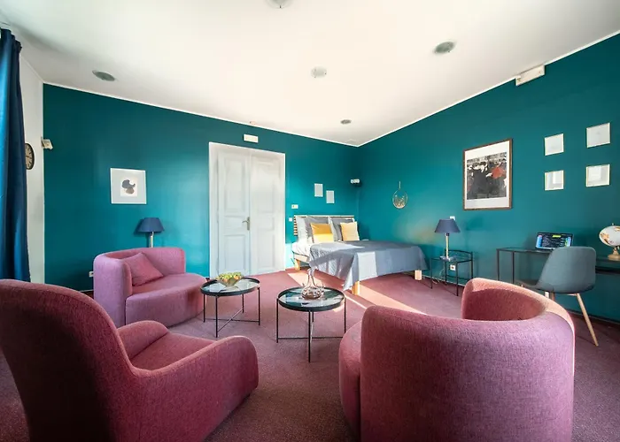 Smichov Mixhause By Wagnerstays 4*